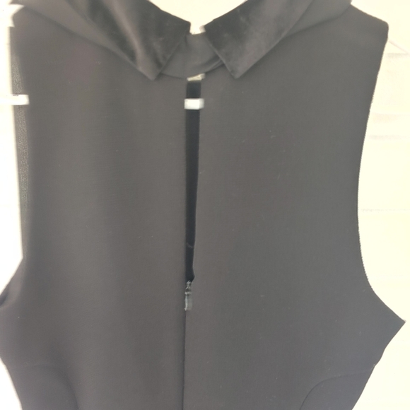 Dance & Marvel Velvet Collar Tie Dress - Picture 7 of 8